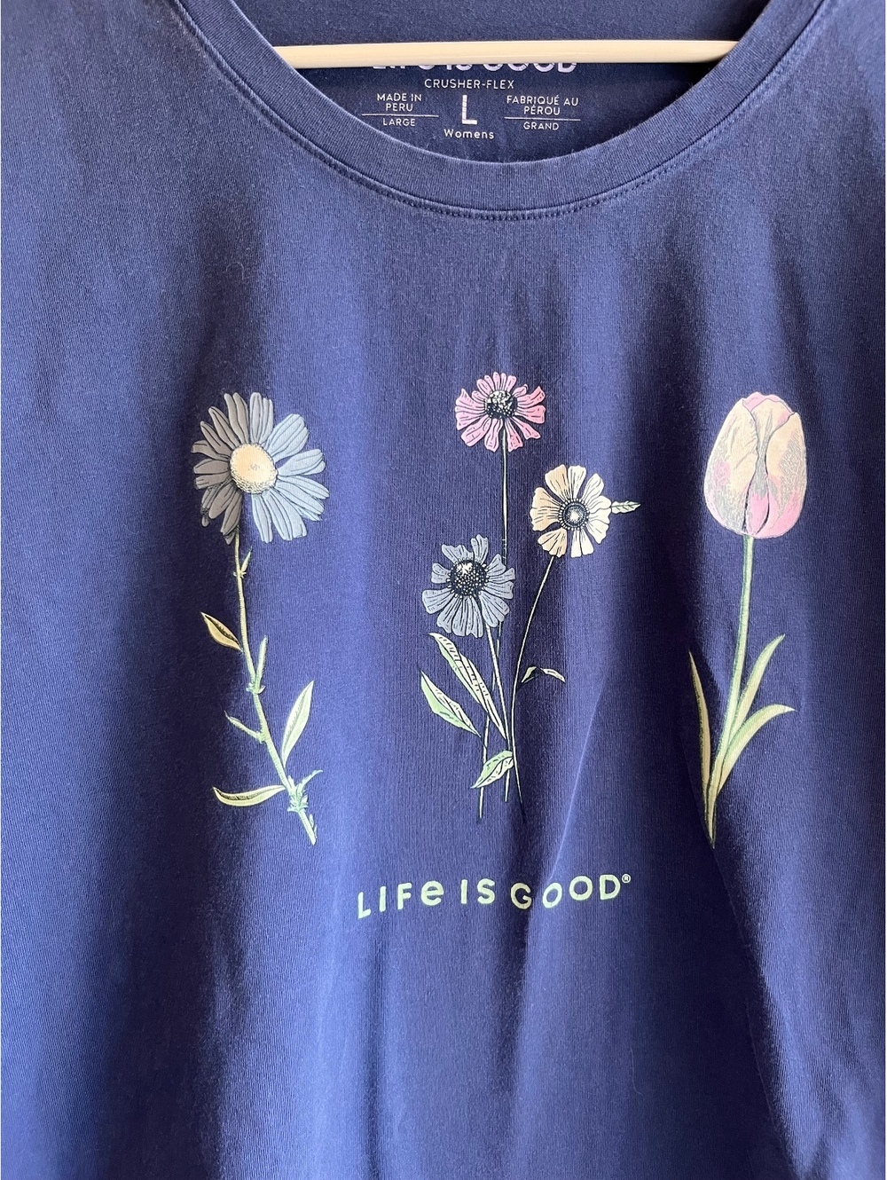 Life is Good Women's Wildflowers Long Sleeve Crusher Flex Tunic Top Blue Large - Picture 4 of 7